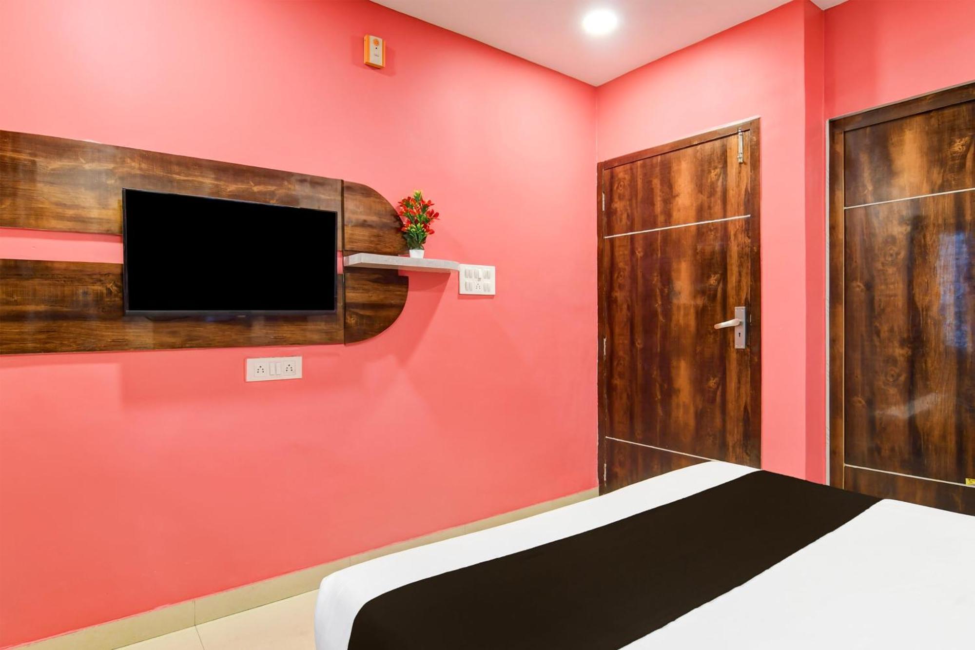Super Collection O New Town Near Om Sweets Formerly Shiva Inn Kolkata Ngoại thất bức ảnh